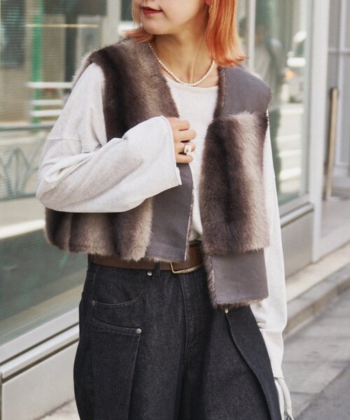 etsinta（エシンタ）の「etsintaリメイクファーベスト（ベスト・レディース・ブラック/ブラウン/オフホワイト・ONE SIZE）」の14枚目の写真