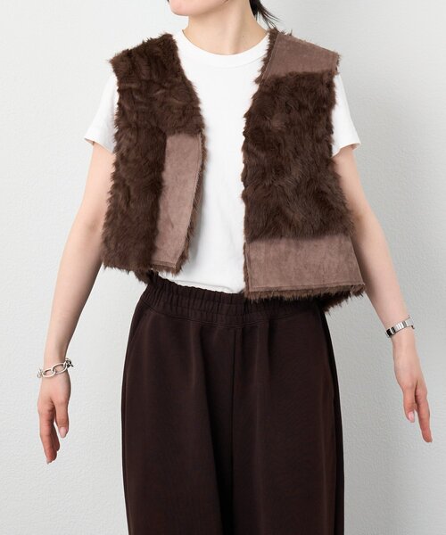 etsinta（エシンタ）の「etsintaリメイクファーベスト（ベスト・レディース・ブラック/ブラウン/オフホワイト・ONE SIZE）」の21枚目の写真