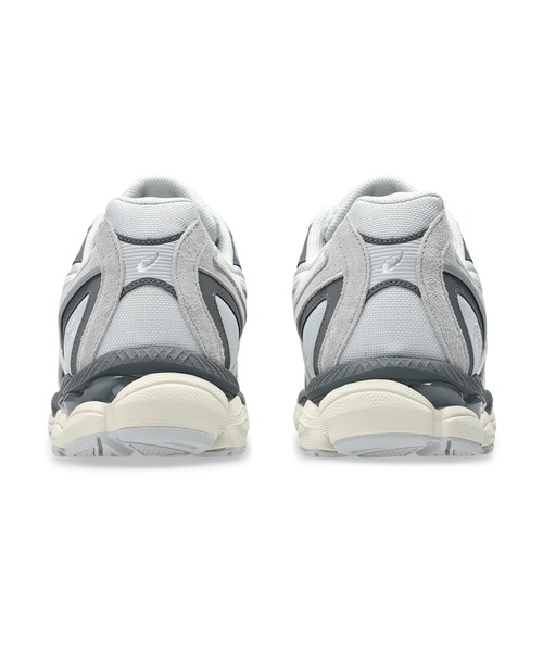 ASICS（アシックス）の「GEL-NYC 2055/ ゲルエヌワイシー 2055（スニーカー・メンズ・グレー×ホワイト・25.5/24.5/28.5/27.5/23/26/23.5/26.5/25/27/29/28/24）」の9枚目の写真