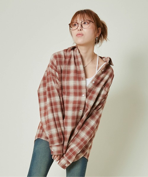 GORGE(ゴージ)の「《ゆるっと羽織れる》レディース チェックシャツ ビッグシルエット 長袖シャツ 秋冬 カジュアル(シャツ/ブラウス・レディース・ブラック/ブルー/ブラウン/オレンジ・F)」の14枚目の写真