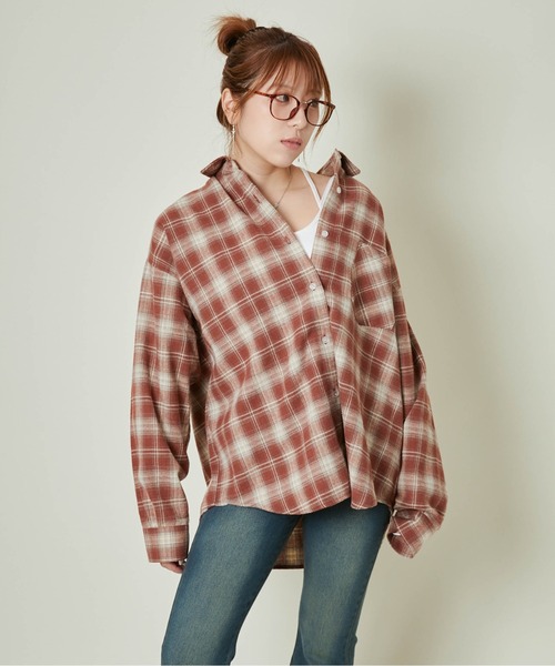 GORGE(ゴージ)の「《ゆるっと羽織れる》レディース チェックシャツ ビッグシルエット 長袖シャツ 秋冬 カジュアル(シャツ/ブラウス・レディース・ブラック/ブルー/ブラウン/オレンジ・F)」の15枚目の写真