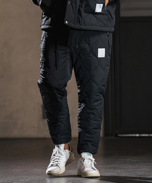 wjk reluxe(ダブルジェーケーリラックス)の「mp13948-gourd quilting easy pants 中綿イージーパンツ(WR25W-05)(その他パンツ・メンズ・ブラック/グレイッシュベージュ/グレー・L/M/S)」の2枚目の写真