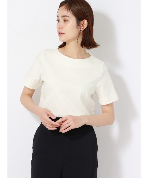SUIT SQUARE（スーツスクエア）の「ボートネックカットソー 半袖 ウォッシャブル 撥水 ストレッチポンチ 無地（Tシャツ/カットソー・レディース・ホワイト系・38(9号)）」の9枚目の写真