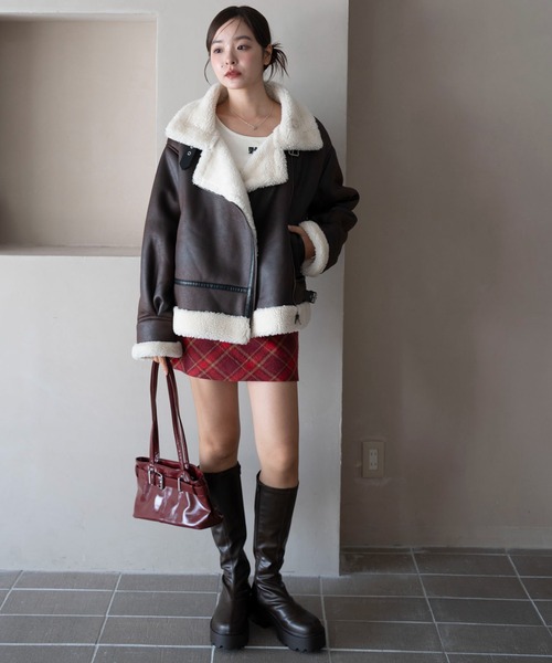 WEGO（ウィゴー）の「WEGO/フェイクムートンボアジャケット（ムートンコート・レディース・ブラック/ブラウン・FREE）」の21枚目の写真