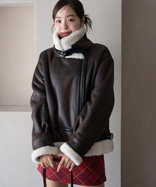 WEGO（ウィゴー）の「WEGO/フェイクムートンボアジャケット（ムートンコート・レディース・ブラック/ブラウン・FREE）」の14枚目の写真