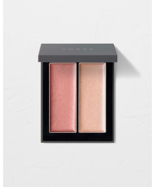 THREE（スリー）の「THREE シマリング グロー デュオ R（ハイライト/シェーディング・レディース・02/01・FREE）」の2枚目の写真