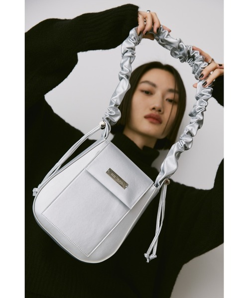 un/neu（アンノイ）の「ギャザーハンドルフラップショルダーバッグ / 2WAYショルダーバッグ（ショルダーバッグ・レディース・ブラック/シルバー/ホワイト/ブラウン/ミント/イエロー・FREE）」の20枚目の写真