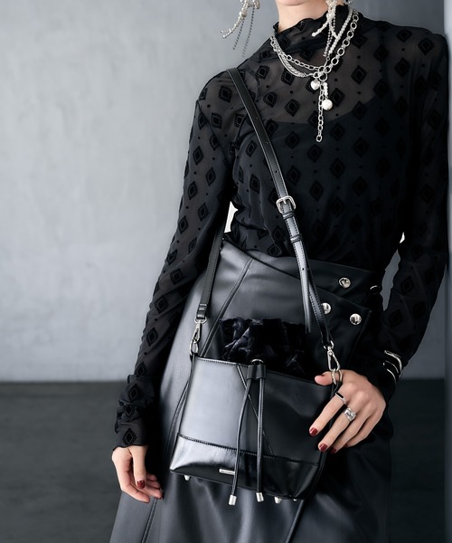 HARE（ハレ）の「2WAYバケットBAG(HARE)（ショルダーバッグ・レディース・ブラック/ブルー・FREE）」の11枚目の写真