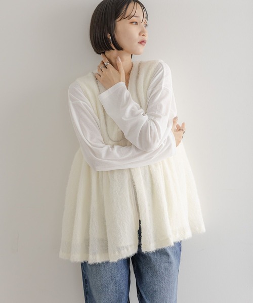 LOWRYS FARM(ローリーズファーム)の「フェザーZIPベスト 495535(ベスト・レディース・アイボリー/ブラック/グレー・FREE)」の19枚目の写真