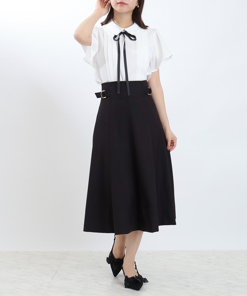 ASTORIA ODIER（アストリアオディール）の「サイドバックルフレアスカート（サイズ調整可能）（スカート・レディース・ブラウン/ブラック/グレー・SMALL/MEDIUM/LARGE）」の8枚目の写真