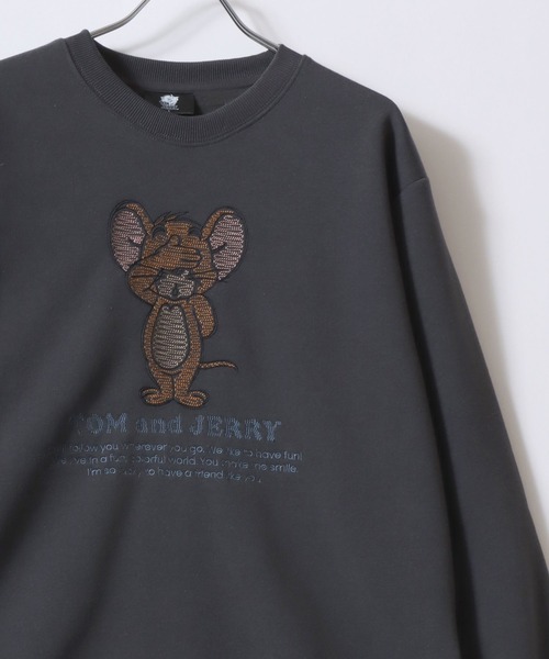 Tom＆Jerry（トムアンドジェリー）の「Tom and Jerry/トムとジェリー  オーバーサイズ 裏起毛 フロッキー/サテン /ステッチ/サガラ刺繍 スウェットトレーナー レディース メンズ（スウェット・レディース・ブラック系その他/ホワイト/ホワイト系その他/スミクロ/ブラック系その他2・M/L/LL）」の3枚目の写真