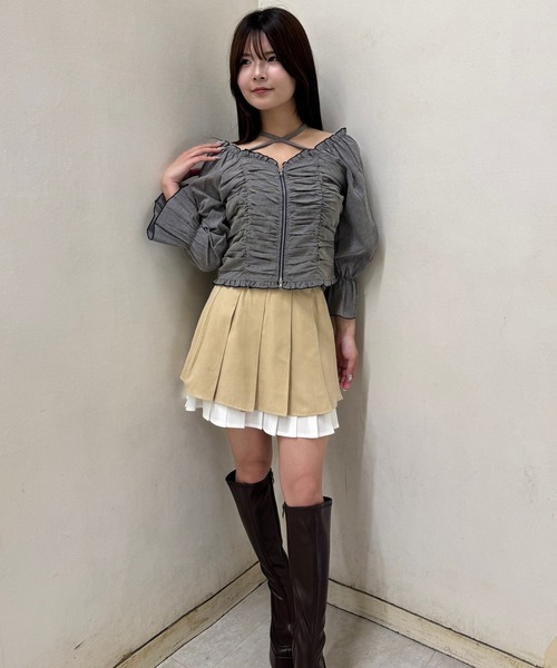 REDYAZEL(レディアゼル)の「フロントZIPクロスギャザーブラウス(シャツ/ブラウス・レディース・ブラック/オフホワイト/ブルー系その他・FREE)」の10枚目の写真