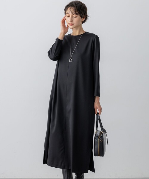 23区 L(ニジュウサンクオオキイサイズ)の「【洗える】メリノウールサテン ワンピース(ワンピース・レディース・ブラック系/パイングリーン系・46/44/50/48)」の1枚目の写真