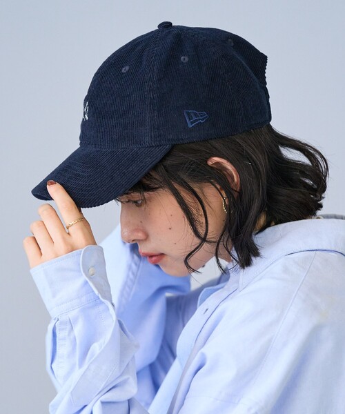 FREAK'S STORE（フリークスストア）の「New Era × FREAK'S STORE/ニューエラ 別注 9TWENTY MICROMINI CORDUROY LOGO CAP/別注 9TWENTY マイクロミニ コーデュロイ ロゴ キャップ（キャップ・レディース・ネイビー/ブラウン/ナチュラル・ONE SIZE）」の13枚目の写真