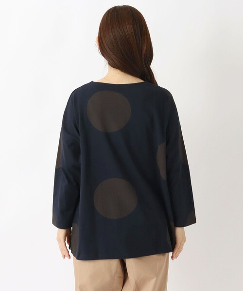 one'sterrace（ワンズテラス）の「ドットプリント 7分袖ゆったりプルオーバー（Tシャツ/カットソー・レディース・ライトグレー系8/ネイビー系5/グレー系その他7・02）」の6枚目の写真