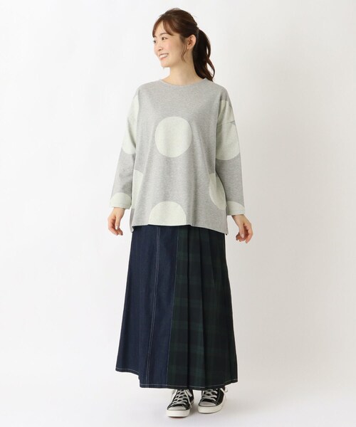 one'sterrace（ワンズテラス）の「ドットプリント 7分袖ゆったりプルオーバー（Tシャツ/カットソー・レディース・ライトグレー系8/ネイビー系5/グレー系その他7・02）」の12枚目の写真