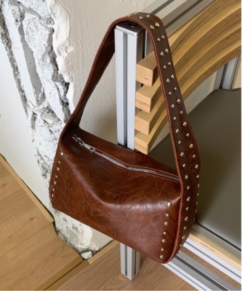 Burner(バーナー)の「【OKUOKU 0909】スタッズワイド ショルダーバッグ ruf-bag-4-28【RBTS】(ショルダーバッグ・メンズ・ブラウン/ダークブラウン/ブラック・FREE)」の9枚目の写真