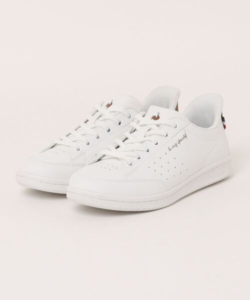 le coq sportif(ルコックスポルティフ)の「《le coq sportif》ラ ロ-ラン SI(スニーカー・レディース・ホワイト×ブラウン・23.0cm/23.5cm/24.0cm/24.5cm/25.0cm/22.5cm)」の1枚目の写真
