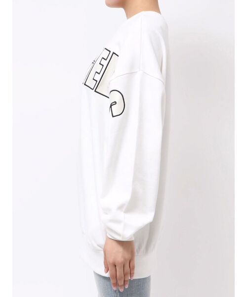 GYDA（ジェイダ）の「【ZOZO限定】サテン×刺繍の組み合わせロゴがかわいい！LOS ANGELES 2WAYスウェットトップス（スウェット・レディース・オフホワイト/ブラック/グリーン/ネイビー/グレー・FREE）」の8枚目の写真