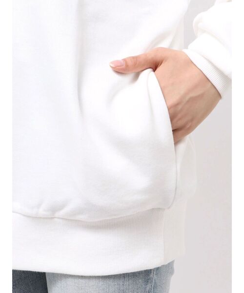 GYDA（ジェイダ）の「【ZOZO限定】サテン×刺繍の組み合わせロゴがかわいい！LOS ANGELES 2WAYスウェットトップス（スウェット・レディース・オフホワイト/ブラック/グリーン/ネイビー/グレー・FREE）」の17枚目の写真