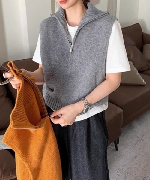 Miniministore(ミニミニストア)の「ハーフジップ ニットベストスタンドカラー(ベスト・レディース・ブラック/グレー/オレンジ/アイボリー/ワインレッド/ロイヤルブルー・FREE)」の11枚目の写真
