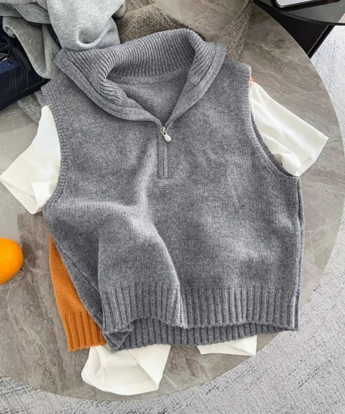Miniministore(ミニミニストア)の「ハーフジップ ニットベストスタンドカラー(ベスト・レディース・ブラック/グレー/オレンジ/アイボリー/ワインレッド/ロイヤルブルー・FREE)」の13枚目の写真