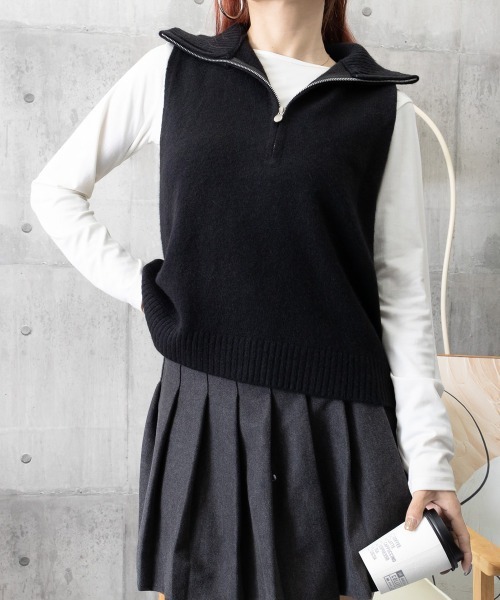 Miniministore(ミニミニストア)の「ハーフジップ ニットベストスタンドカラー(ベスト・レディース・ブラック/グレー/オレンジ/アイボリー/ワインレッド/ロイヤルブルー・FREE)」の21枚目の写真