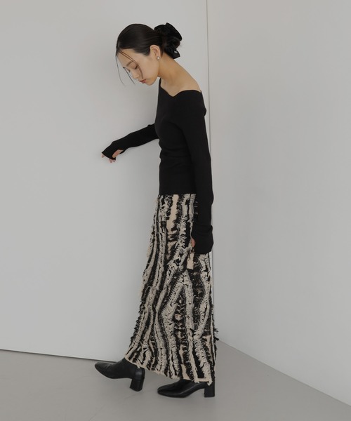 hellam(へラム)の「MIXフリンジタイトスカート(スカート・レディース・ブラウン/ブラック/ブラックミックス・FREE)」の6枚目の写真