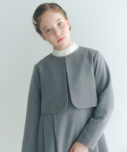 green label relaxing（グリーンレーベルリラクシング）の「ボレロ + ジャンパースカート セット / キッズ 140cm-160cm（スーツセット・キッズ・グレー/ベージュ・160cm/150cm/140cm）」の3枚目の写真