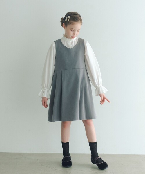 green label relaxing（グリーンレーベルリラクシング）の「ボレロ + ジャンパースカート セット / キッズ 140cm-160cm（スーツセット・キッズ・グレー/ベージュ・160cm/150cm/140cm）」の6枚目の写真