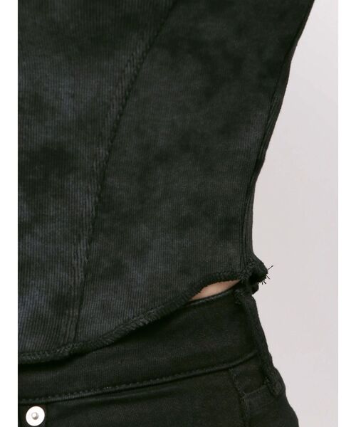 EVRIS（エヴリス）の「ワンポイントヘンリーネックトップス（Tシャツ/カットソー・レディース・イエロー/ブラック/カーキ/オフホワイト・FREE）」の8枚目の写真