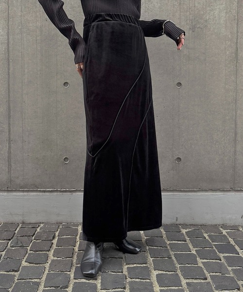 &g'aime（アンジェム）の「【&g'aime】ベロアメロータイトスカート　Velour Merrow Tight Skirt（スカート・レディース・ブラック/グレー/ブラウン・FREE）」の5枚目の写真