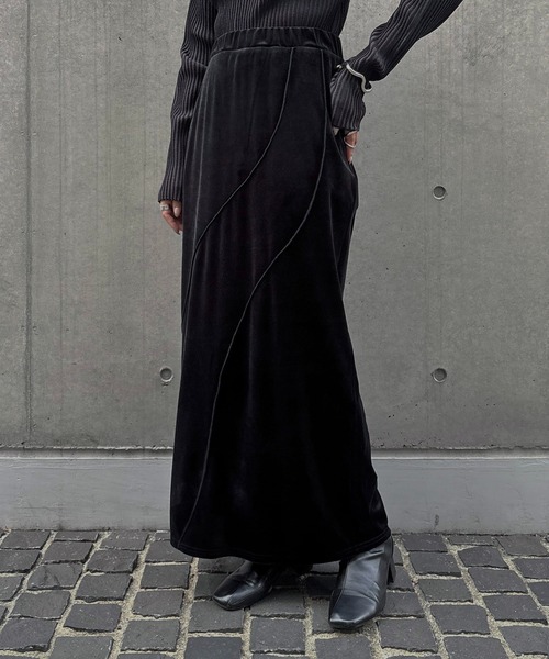 &g'aime（アンジェム）の「【&g'aime】ベロアメロータイトスカート　Velour Merrow Tight Skirt（スカート・レディース・ブラック/グレー/ブラウン・FREE）」の6枚目の写真