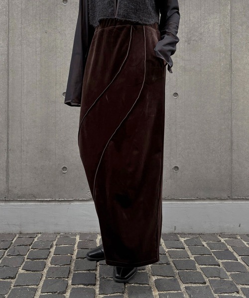 &g'aime（アンジェム）の「【&g'aime】ベロアメロータイトスカート　Velour Merrow Tight Skirt（スカート・レディース・ブラック/グレー/ブラウン・FREE）」の21枚目の写真