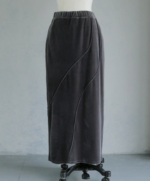 &g'aime（アンジェム）の「【&g'aime】ベロアメロータイトスカート　Velour Merrow Tight Skirt（スカート・レディース・ブラック/グレー/ブラウン・FREE）」の13枚目の写真