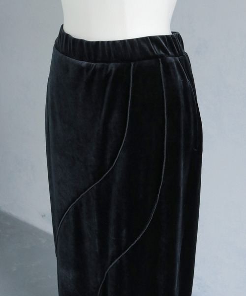 &g'aime（アンジェム）の「【&g'aime】ベロアメロータイトスカート　Velour Merrow Tight Skirt（スカート・レディース・ブラック/グレー/ブラウン・FREE）」の17枚目の写真