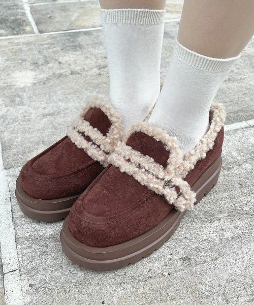 F i.n.t（フィント）の「ベルト使いフェイクムートンシューズ（モカシン/デッキシューズ・レディース・ブラウン/ベージュ・L/M/S）」の10枚目の写真