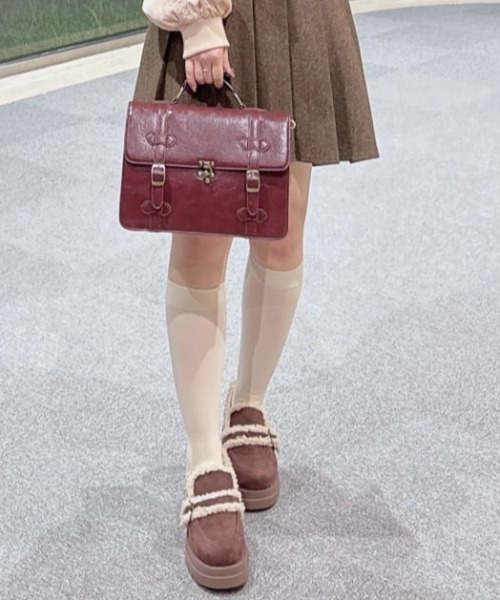 ベルト使いフェイクムートンシューズ（モカシン/デッキシューズ）｜F