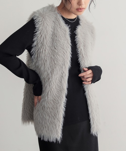 ファー見えニットジレ【サスティナブル】（ベスト）｜for/c