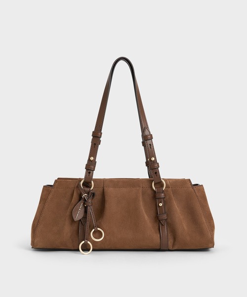 CHARLES & KEITH(チャールズ & キース)の「Britton ブリットン スエードルーシュドイロンゲイトショルダーバッグ(トートバッグ・レディース・モカ・M)」の9枚目の写真
