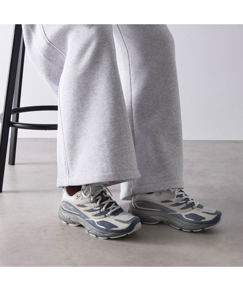 Reebok(リーボック)の「プレミア ロード コントロール / RBK PREMIER ROAD CONTROL(スニーカー・レディース・アイボリー/ストーン・22.5cm/23.0cm/23.5cm/24.5cm/24.0cm/25.0cm/25.5cm/22.0cm)」の5枚目の写真