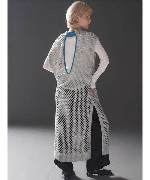 :ETHROF(イーサオブ)の「BACK OPEN MESH KNIT DRESS(ニット/セーター・レディース・ブラック/グレー・FREE)」の3枚目の写真