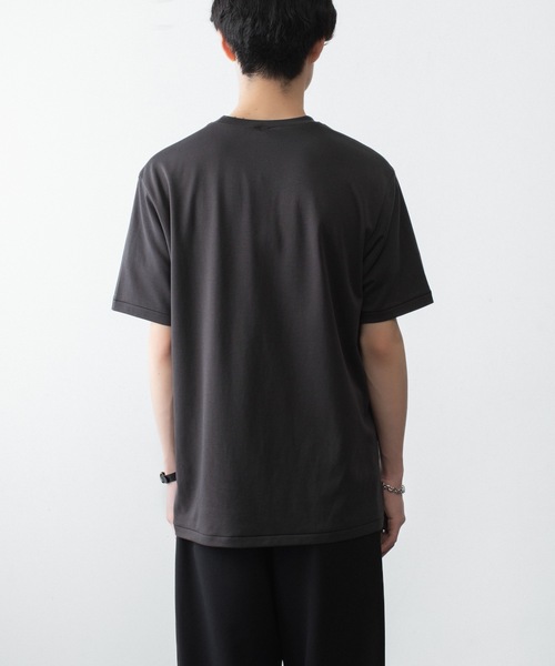 ATTACHMENT（アタッチメント）の「コットン ダブルフェイス スリムフィット S/S TEE / COTTON DOUBLE FACE SLIM FIT S/S TEE（Tシャツ/カットソー・メンズ・ダークグレー/ダークベージュ/ホワイト/ブラウン/ブラック・1/2/3）」の6枚目の写真