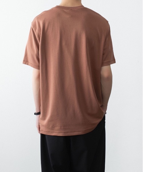 ATTACHMENT(アタッチメント)の「コットン ダブルフェイス スリムフィット S/S TEE / COTTON DOUBLE FACE SLIM FIT S/S TEE(Tシャツ/カットソー・メンズ・ダークグレー/ダークベージュ/ホワイト/ブラウン/ブラック・1/2/3/4)」の14枚目の写真