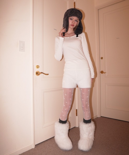 IMARI(イマリ)の「【 IMARI / イマリ 】 もこもこ フェイクファー ショート ニット パンツ #(その他パンツ・レディース・ブラック/ホワイト・FREE)」の12枚目の写真