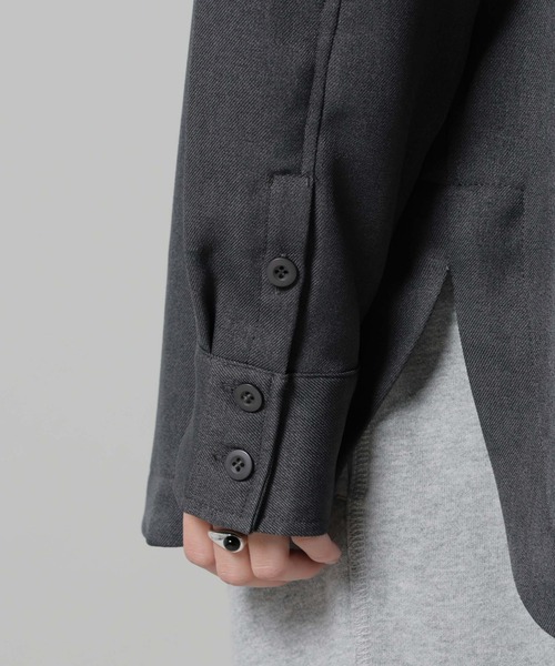 NANO universe(ナノユニバース)の「ウールライクポリエステルワイドシルエットシャツ(セットアップ可)(シャツ/ブラウス・レディース・チャコール/グレー系その他4/アイボリー・FREE)」の21枚目の写真