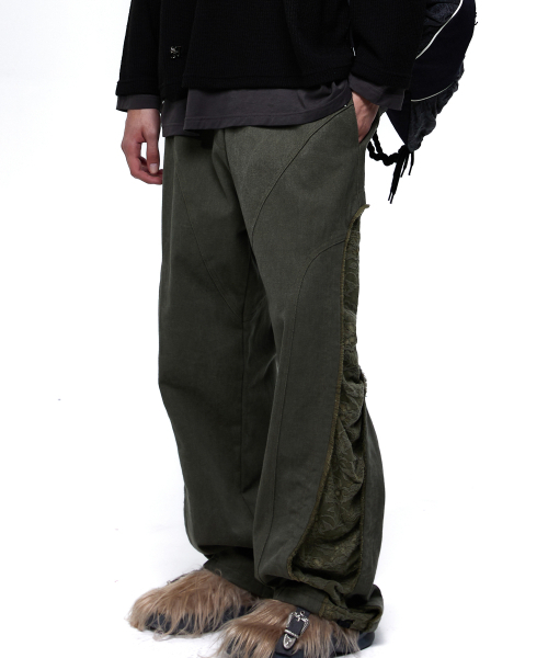 RSSC(アールエスエスシー)の「INCISION JACQUARD MIXED PANTS - KHAKI(その他パンツ・レディース・カーキ・1/2)」の1枚目の写真