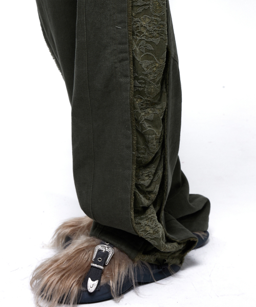 RSSC(アールエスエスシー)の「INCISION JACQUARD MIXED PANTS - KHAKI(その他パンツ・レディース・カーキ・1/2)」の8枚目の写真