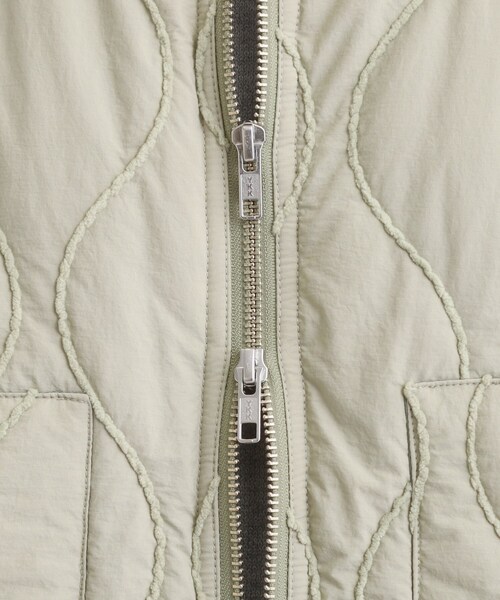 Cutie Blonde（キューティーブロンド）の「モールキルティング中綿ブルゾン（ブルゾン・レディース・オリーブ/ブラック・00）」の19枚目の写真