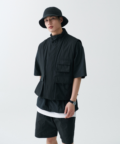 MUSINSA STANDARD（ムシンサスタンダード）の「[シティレジャー] CNマルチポケットベスト [ブラック]（ベスト・メンズ・その他・LARGE/X-LARGE/XX-LARGE/MEDIUM）」の7枚目の写真